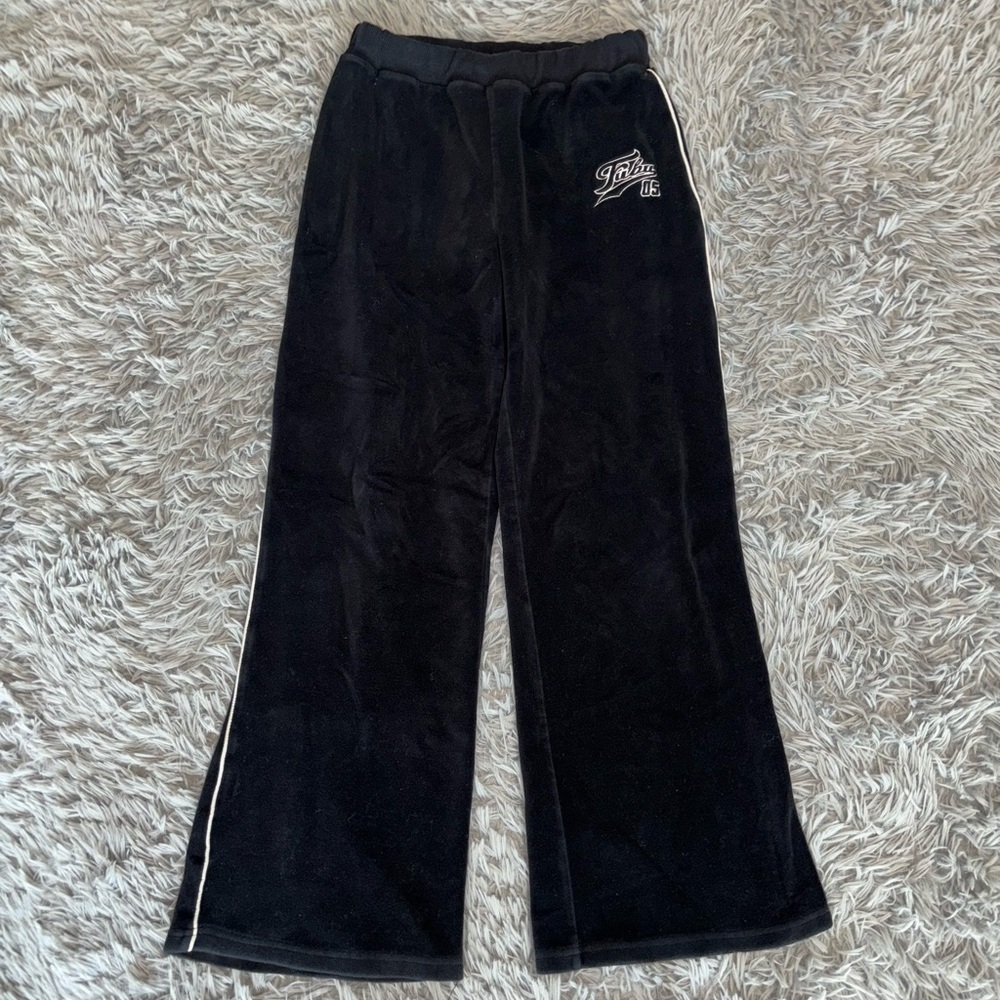 Vintage Y2K FUBU By Forever 21 Womens Black Velour Wide Leg Sweatpants Size 26W